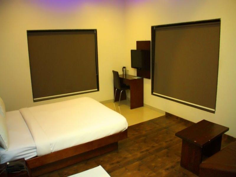 Hotel Sai Regency Daman Zewnętrze zdjęcie
